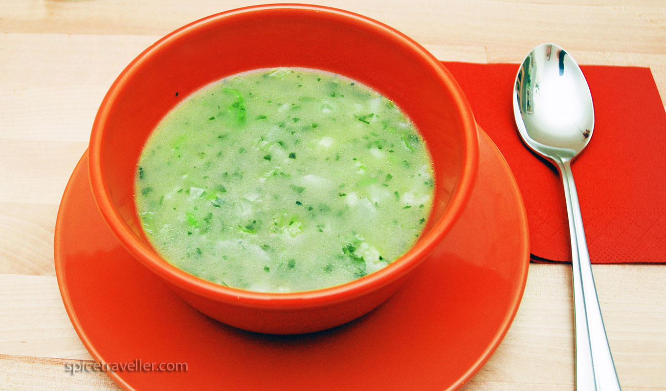 Velvety Cauliflower Soup