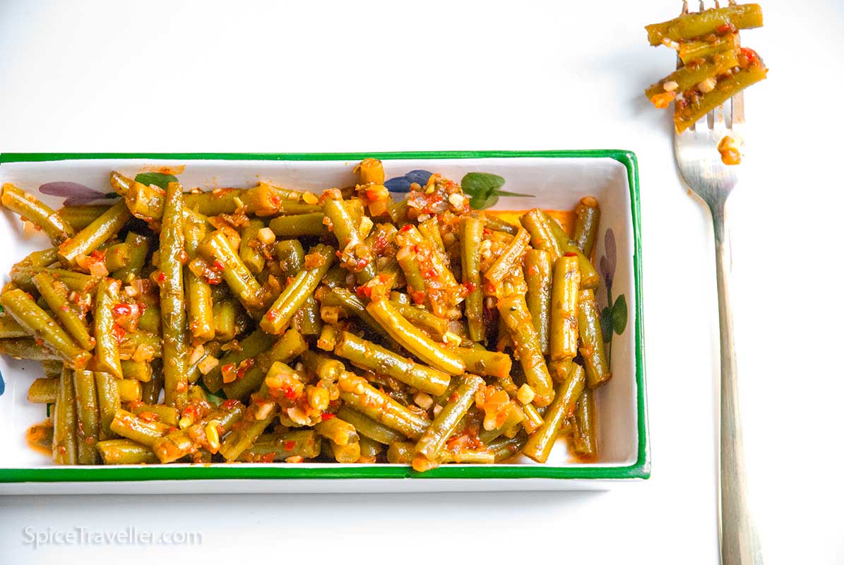 Rectangular bowl with sauteed greanbeans Croatian style