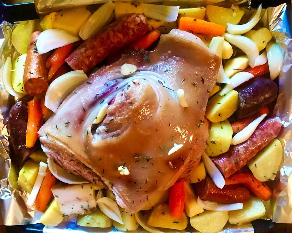 Anther variation - Seared pork leg and potatoes with carrots and smoked + blood sausages